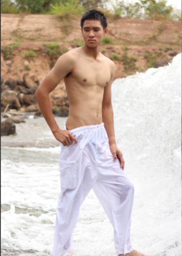 Alexis-Men-2
